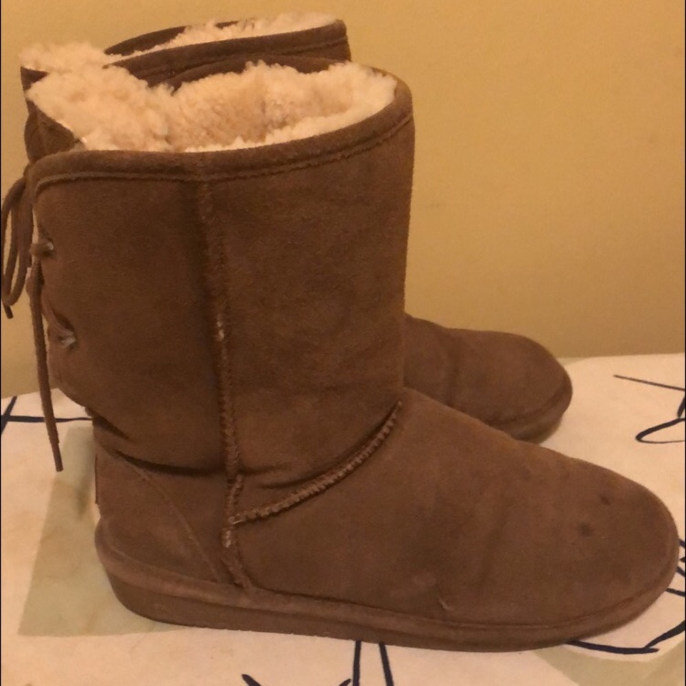 Brown BearPaws Women’s Size 7